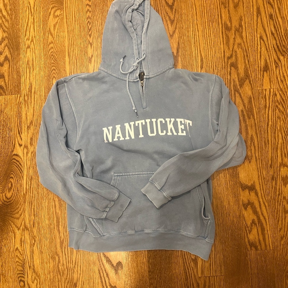 NANTUCKET HOODIE